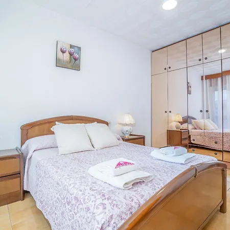 Basic Confort Poeta Marquina 2do 2027 Апартаменты Росас
